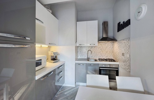 Diano Marina Apartment | Apartment Casa gioia with Sea View, Garden and Wi-Fi