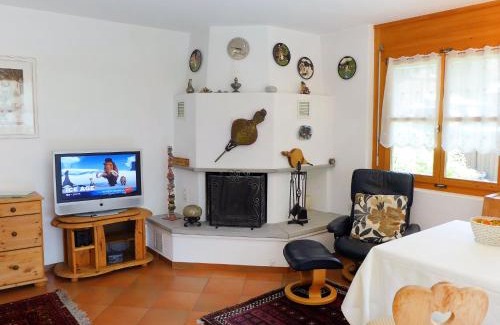 Maloja Apartment | Apartment Casa La Planüra by Interhome