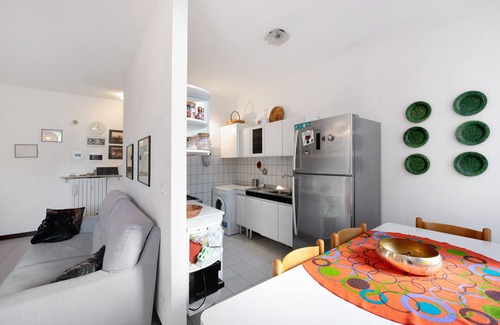 Arenzano Apartment | Apartment 'Casa Laura' with Private Terrace