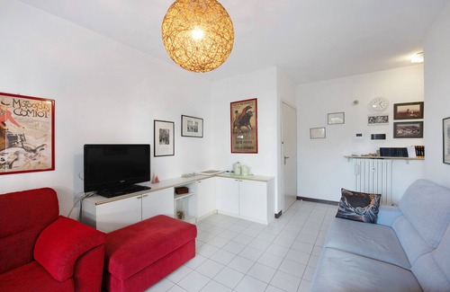 Arenzano Apartment | Apartment 'Casa Laura' with Private Terrace