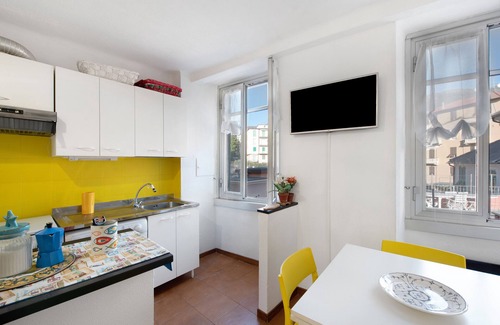 Arenzano Apartment | Apartment 'Casa Monica' with Air Conditioning