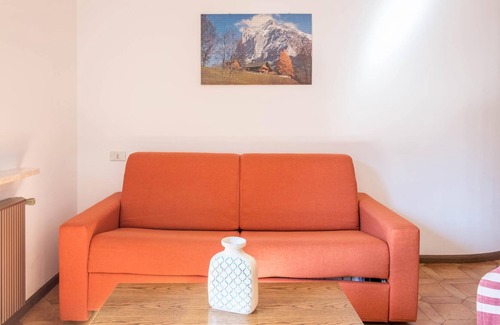 Predazzo Apartment | Apartment "Casa Pinuccia Ovest" with Mountain View, Wi-Fi, Garden & Balcony
