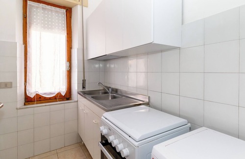 Trinita d'Agultu e Vignola Apartment | Apartment "Casa Spiaggia Molo 2" on Isola Rossa with Sea view & Balcony