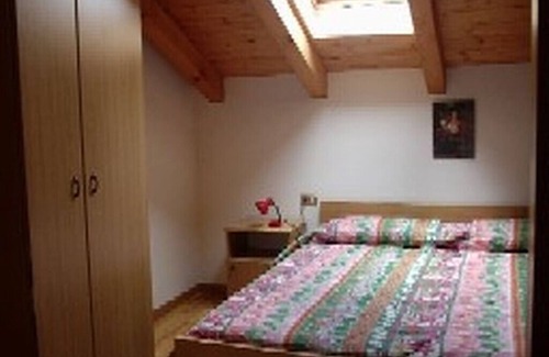 Brez Apartment | Apartment 'Casa vacanze Rosa 9' with Mountain View, Balcony and Wi-Fi