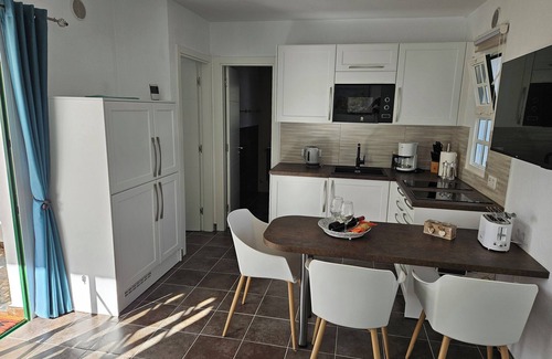 Bahia Calma Apartment | Apartment Casa Yvonne ideally suited for short or long-term stays