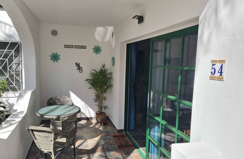 Bahia Calma Apartment | Apartment Casa Yvonne ideally suited for short or long-term stays
