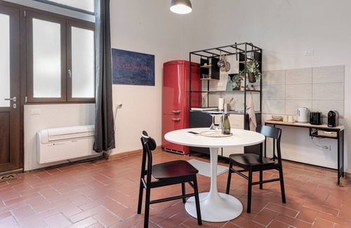 Isolotto Apartment | Apartment 'Casamalia Firenze' with Wi-Fi and Air Conditioning