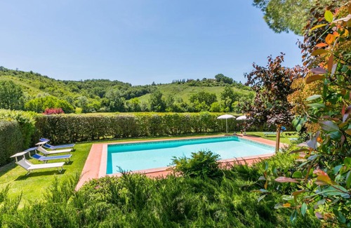 Montespertoli Apartment | Apartment Casolare Bretulla-4 by Interhome