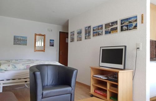 Taesch Apartment | Apartment Castor und Pollux-2 by Interhome