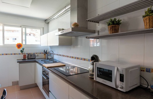 Aguadulce Apartment | Apartment Catania in Aguadulce - Almeria. Equipped, elegant, and with sea views
