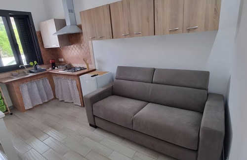 Avetrana Apartment | Apartment 'Caterina' with Wi-Fi and Air Conditioning