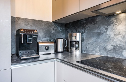 Les Saisies Apartment | Apartment 'Chalet B - o Saisies' with Mountain View, Balcony and Wi-Fi