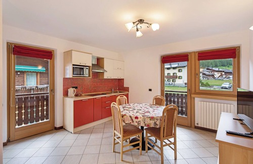 Livigno Apartment | Apartment 'Chalet Kiara - Lake' with Mountain View, Balconies and Wi-Fi
