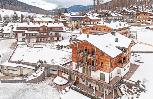 Sesto Apartment | Apartment 'Chalet Rudana A for 2 People' with Mountain View, Private Terrace and Wi-Fi