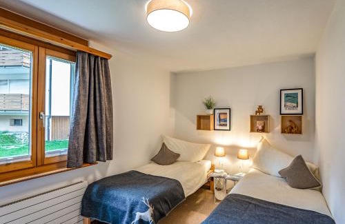 Sils-Maria Apartment | Apartment Chesa Auricula 1-1 by Interhome