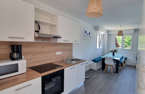 Aix-les-Bains Apartment | Apartment-Classic-Ensuite with Shower-Appartement T5 Bât. B