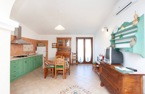Orosei Apartment | 'Apartment close to the Sea' with Balcony & Wi-Fi