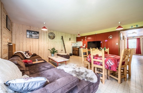 Abondance Apartment | Apartment 'Coeur De Charmy' with Mountain View, Private Terrace and Wi-Fi
