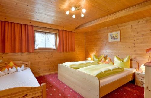Bruck am Ziller Apartment | Apartment Comfortappart Eberharter by Interhome