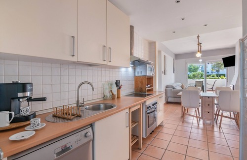 Isla Cristina Apartment | Apartment 'Con Piscina En Playa Islantilla' with Sea View, Shared Pool and Wi-Fi