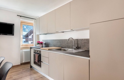 Pinzolo Apartment | Apartment 'Condominio Lucia 7' with Mountain View, Garden & Wi-Fi