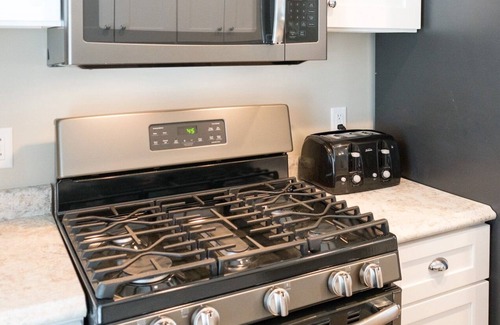 Grand Haven Apartment | Apartment Cottage walk to Grand Haven attractions