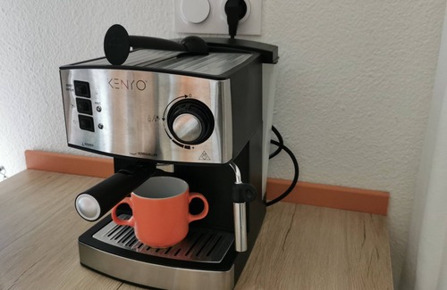 Blagnac Apartment | Apartment Cozy Toulouse-Blagnac prox. Airport - Private Pgk