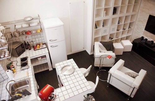 Central Station Apartment | Apartment 'Cube Center Milan Relaxing' with Wi-Fi and Air Conditioning