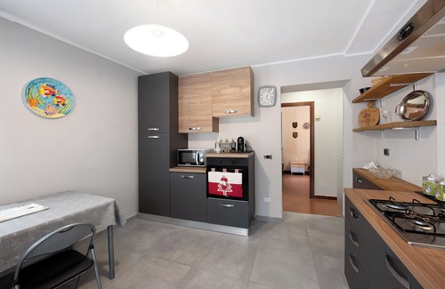 Varazze Apartment | Apartment 'Da Umberto' with Balcony and Wi-Fi