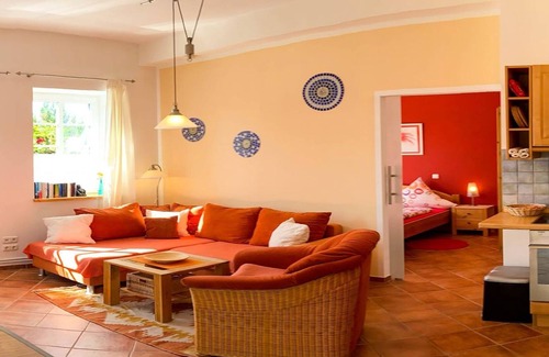 Hollern-Twielenfleth Apartment | Apartment 5 - eye candy - The Nagelhof apartments & fruit growing
