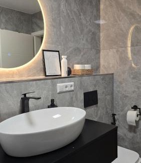 Leinfelden-Echterdingen Apartment | Apartment am Waldrand mit Einzelgarage, Nähe City, Messe & Flughafen