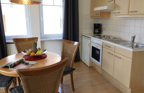 Unteruhldingen Apartment | Apartment no. 1 with a view of the harbour