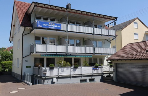 Unteruhldingen Apartment | Apartment maisonette with a view of the harbor - balcony