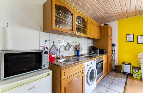Oersberg Apartment | Apartment 'Devich' with Private Terrace, Private Garden and Wi-Fi