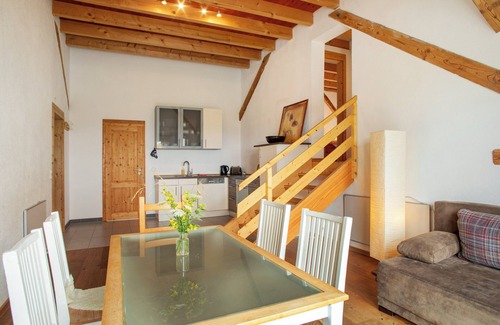 Deggenhausertal Apartment | Apartment 'Die Große Wohnung, 80qm' with Balcony
