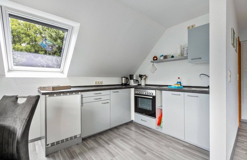 Westerdeich Apartment | Apartment 'Dohle No 2' with Shared Terrace, Shared Garden and Wi-Fi