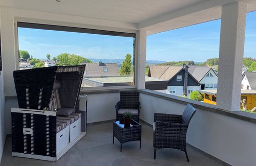 Rhode Apartment | Apartment 'Dorfblick' with Private Terrace and Wi-Fi