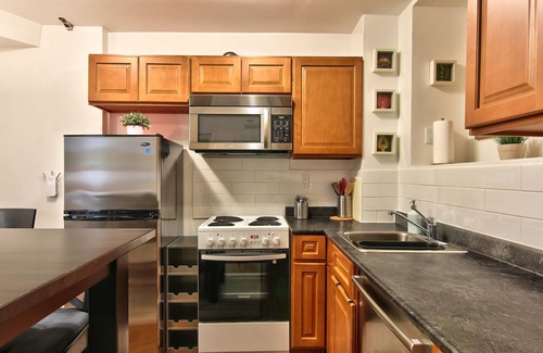 Chinatown Apartment | Apartment downtown Montreal #1Hn