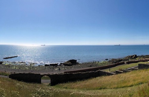 Dysart Apartment | Apartment Dysart Sea View