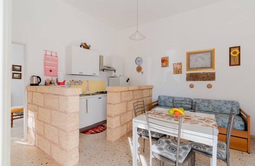 Marina di Mancaversa Apartment | Apartment 'E Case Tu Bertu - Gallipoli' with Private Pool, Private Terrace and Air Conditioning