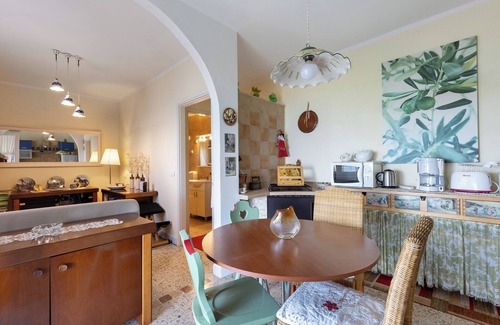Albisano Apartment | Apartment 'El Casal' with Lake View, Shared Pool and Wi-Fi