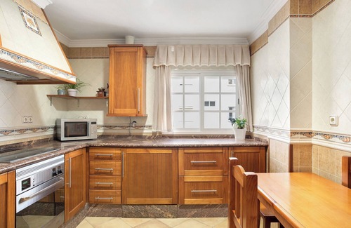 Barbate Apartment | Apartment "El Tajo" with Sea View, Private Terrace & Wi-Fi