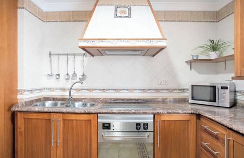 Barbate Apartment | Apartment "El Tajo" with Sea View, Private Terrace & Wi-Fi