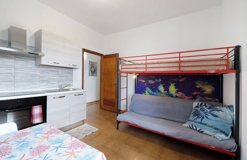 Vezzi Portio Apartment | Apartment 'Elena E Joerg 1' with Mountain View, Shared Garden and Wi-Fi