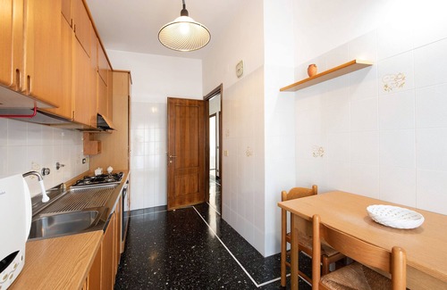 Arenzano Apartment | Apartment "Enrica - Arenzanohost" with Sea View, Balconies & A/C