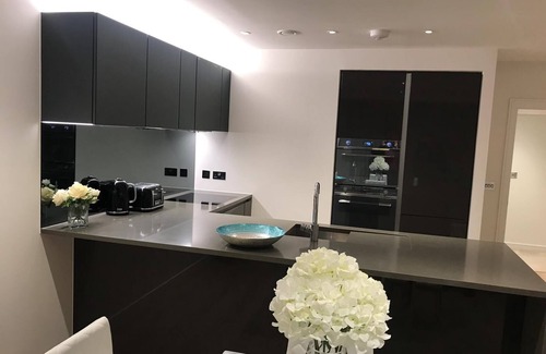 London Borough of Hounslow Apartment | Apartment-Ensuite with Bath-10 Easton