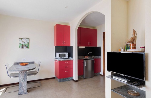 Puerto Naos Apartment | Apartment 'Moijama 10' with Sea View, Shared Pool and Wi-Fi