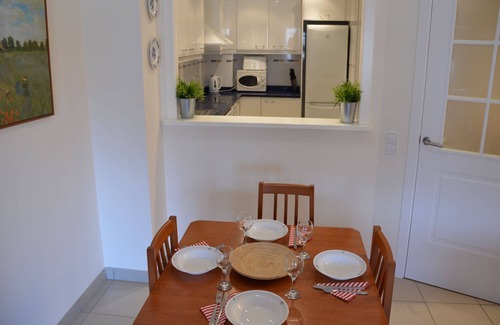 L'Estartit Apartment | Apartment "Estartit Park 1-2" with Private Terrace, Shared Pool & Wi-Fi