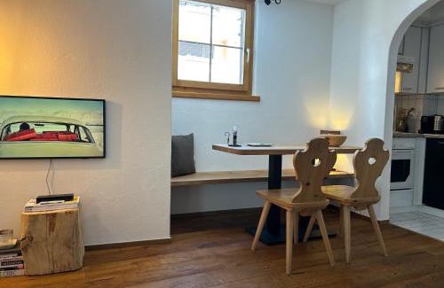 Samedan Apartment | Apartment Euforia