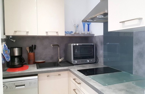 Saint-Aygulf Apartment | APARTMENT F2, GROUND FLOOR, 4 PERS, WALKING DISTANCE, DOWNTOWN, BEACH, TERRACE, GARDEN